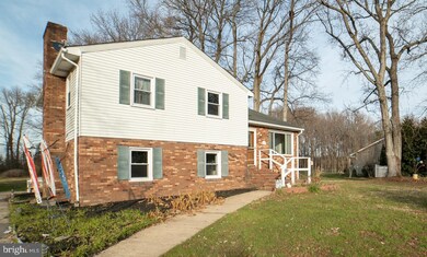 218 Maryland Rd, Stevensville, MD 21666 - photo 3