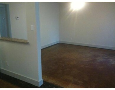 922 W Hughes St, Fayetteville, AR 72701 - photo 5