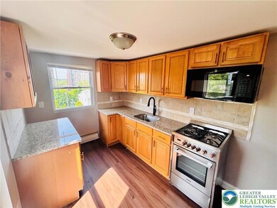 1165 E 3rd St, Bethlehem, PA 18015 - photo 3