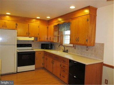 83 Colebrookdale Rd, Boyertown, PA 19512 - photo 3