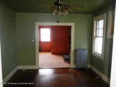 320 N Sumner Ave, Scranton, PA 18504 - photo 7