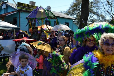 Close to Unity Park and the Stroll which hosts various community events through out the year.