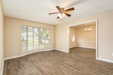 16903 Hibiscus Ln, Friendswood, TX 77546 - photo 4