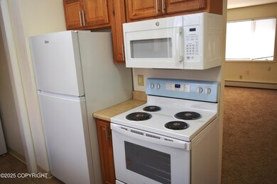 1411 Carolyn Cir unit C, Anchorage, AK 99504 - photo 3