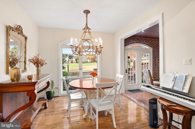 9475 Turnberry Dr, Potomac, MD 20854 - photo 7