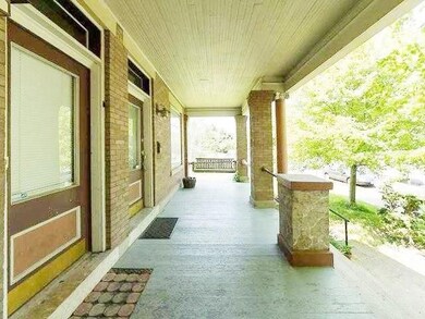 1305 Bryden Rd unit 307, Columbus, OH 43205 - photo 4