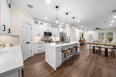 3408 Garapan St unit B, Houston, TX 77091 - photo 5