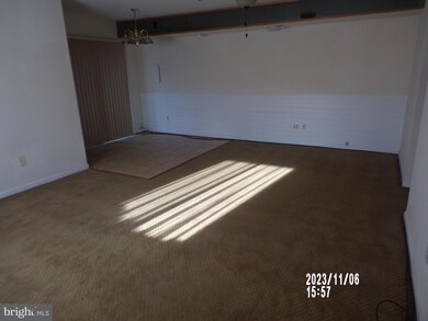 2576 Merrywood Ct unit 17, Woodbridge, VA 22192 - photo 3