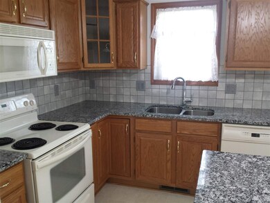 9507 Greyhawk Dr, Fort Wayne, IN 46835 - photo 4