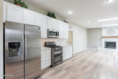 3818 E Laurel Ln, Phoenix, AZ 85028 - photo 7