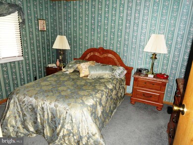 109 Berts Dr, Lothian, MD 20711 - photo 7