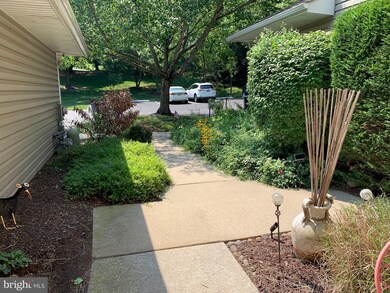 198 Nottingham Ct, Glen Mills, PA 19342 - photo 2