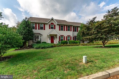 605 Meadow Creek Ln, Kennett Square, PA 19348 - photo 2