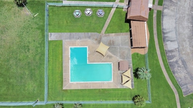 neighborhood pool