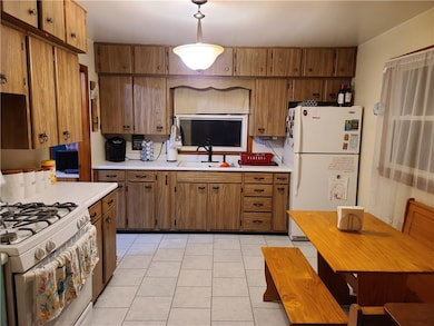 425 Illinois Ave, Mattoon, IL 61938 - photo 5