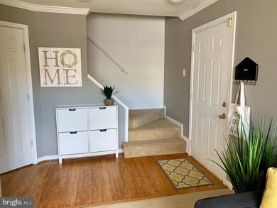 8206 Catbird Cir unit 201, Lorton, VA 22079 - photo 2