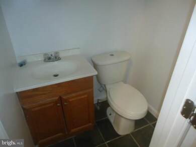 429 Pitman Place, Baltimore, MD 21202 - photo 5