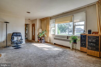 2123 Weber Dr, District Heights, MD 20747 - photo 4