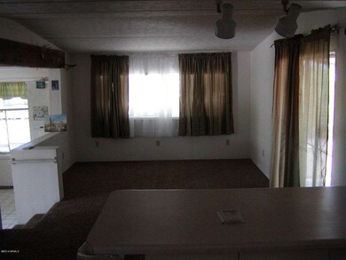 633 S Hilton 005