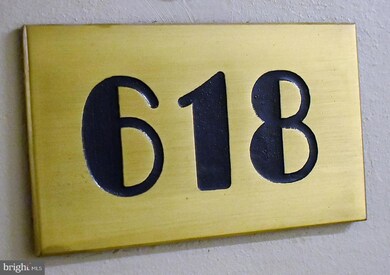 Dupont East Condominium unit 618, Washington, DC 20036 - photo 3