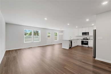 414 Kensington Cir unit Lot 20, Seneca, SC 29672 - photo 4