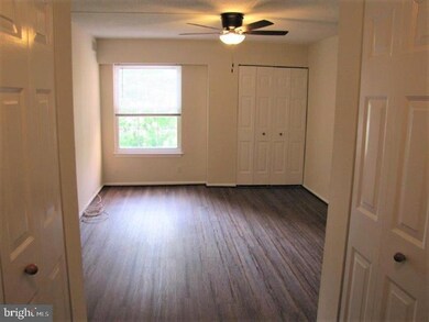 7680 Tremayne Place unit 208, McLean, VA 22102 - photo 6