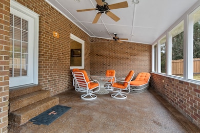 Imagine entertaining your friends here!