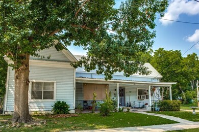 707 E 9th St, Bonham, TX 75418 - photo 2