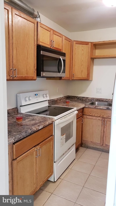 8626 Village Square Dr unit 16, Alexandria, VA 22309 - photo 4