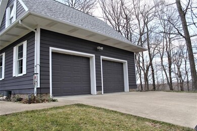 8711 Banet Rd, Floyds Knobs, IN 47119 - photo 7