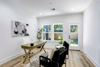 1846 Angeline St, Houston, TX 77009 - photo 5