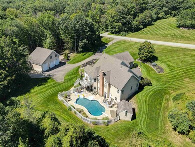 8 Parker Ln, Bedford, NH 03110 - photo 3