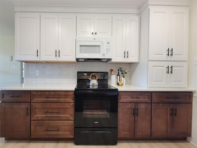 720 Huntwich Dr, Bedford, TX 76021 - photo 7