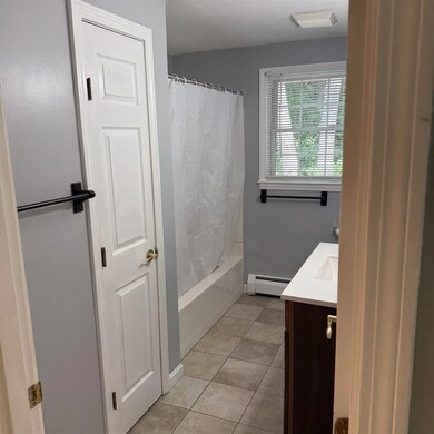 50 N Main St unit 3, Salem, NH 03079 - photo 6