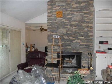 7507 Newton Dr, Louisville, KY 40228 - photo 6