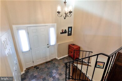 6112 Oak Hill Dr, Sykesville, MD 21784 - photo 2