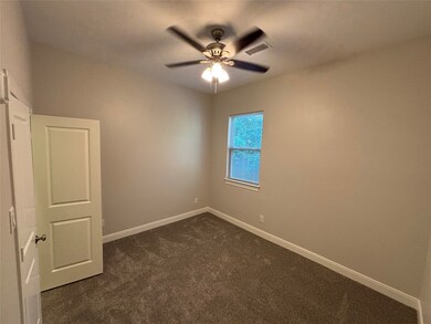 504 Nursery Rd unit 1207, the Woodlands, TX 77380 - photo 7
