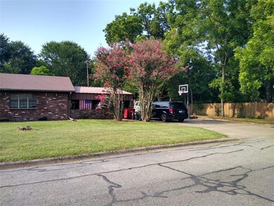 805 Wes Michael Rd, Bonham, TX 75418 - photo 3