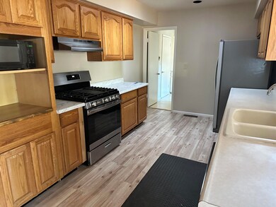 Kitchen too