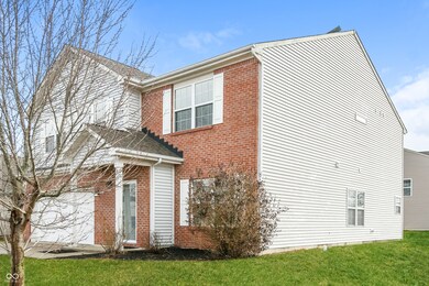 3043 Limber Pine Dr, Whiteland, IN 46184 - photo 4