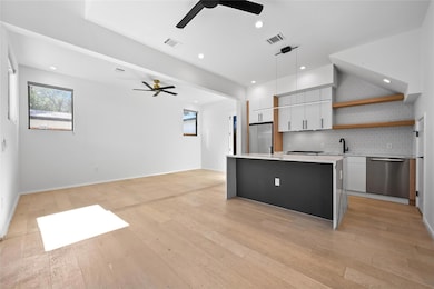 2706 Stacy Ln unit 2, Austin, TX 78704 - photo 5