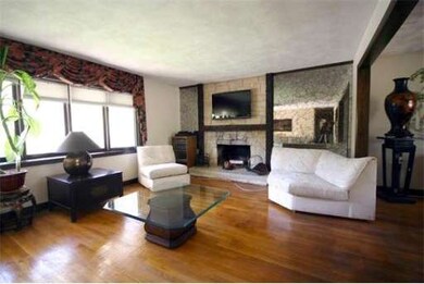 21 Arlo Rd, Newton Upper Falls, MA 02464 - photo 4