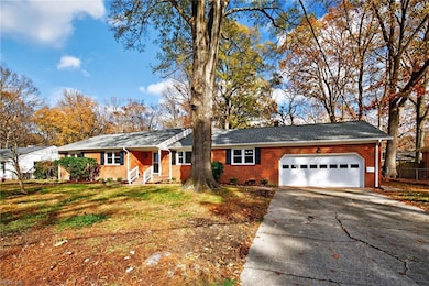 4620 Hagen Dr, Virginia Beach, VA 23462 - photo 2