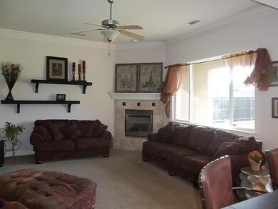 2096 Hedgerow Ave, Redding, CA 96003 - photo 3