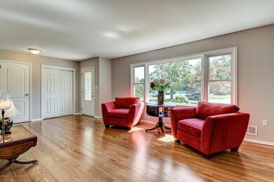 64 Rose Ct, Eatontown, NJ 07724 - photo 5