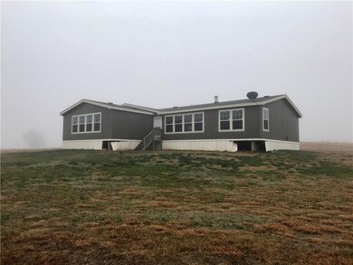 10537 N 2000 Rd, Elk City, OK 73644 - photo 2