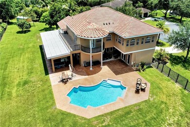 Perfect outdoor area for entertaining! New pool, c