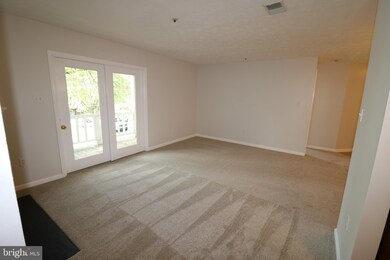 12204 Eagles Nest Ct unit H, Germantown, MD 20874 - photo 2