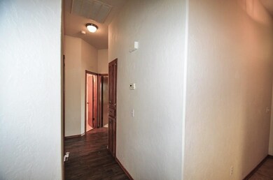 2213 NE 7th St, Moore, OK 73160 - photo 5