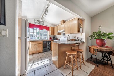 Kitchen w/ Dining Bar
